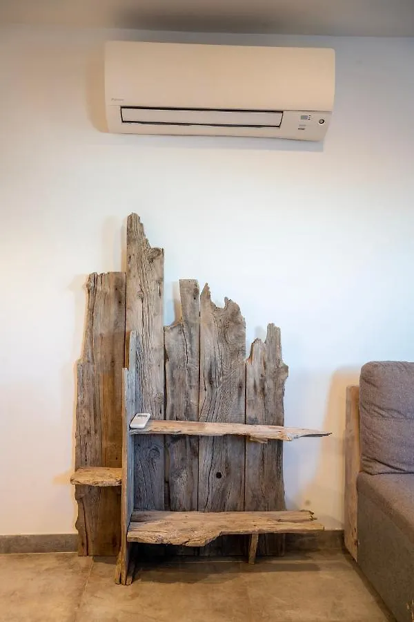 بيت للعطل فيلا Le Petit Jardin Exotique بوزولي